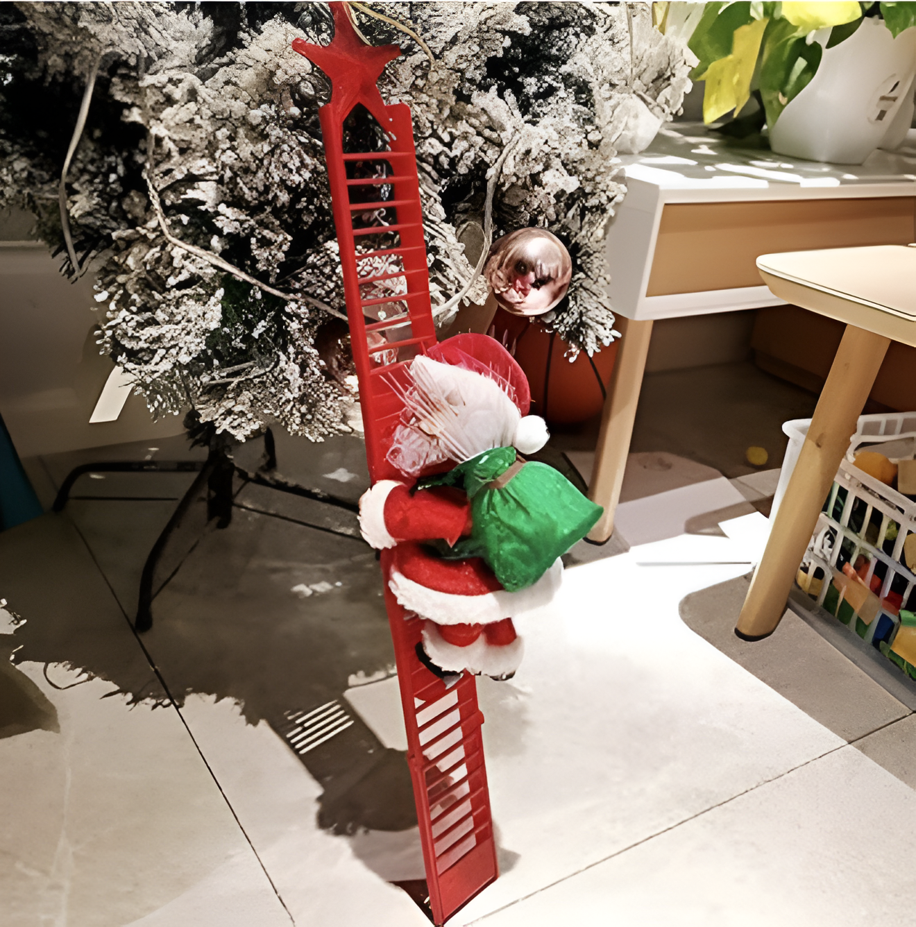 Santa's Electric Climbing Ladder